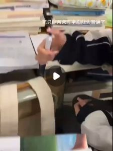 PULPEN PRANK AIR 2IN1 BISA TULIS DAN PRANK TEMEN LELUCON MAINANAN HIBURAN PEREDA STRESS