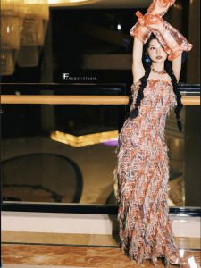 ชุดแต่งงานคอวีแขนกุดเอวสูงสไตล์มินิมอลหรูหราสำหรับผู้หญิง ชุดราตรีสุดเซ็กซี่สำหรับงานวันเกิด งานปาร์ตี้ งานเลี้ยงอาหารค่ำ