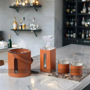 ชุดแก้วคริสตัลและแก้วเหล้า ชุดแก้วเหล้าแดง ชุดแก้วตัก ตกแต่งโต๊ะอาหาร ตกแต่งบ้าน วัสดุแก้วคริสตัล วัสดุหนัง