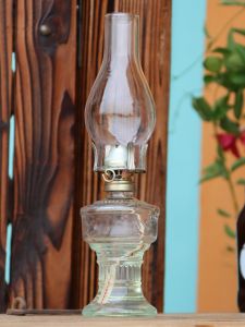 Retro Glass Oil Lamp Old Style Nostalgic Fire Water Lamp Home Atmosphere Decoration Folklore Display Photography Props
