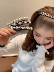 Hokkaido - Lược chải tóc dành cho nữ hình bông hoa màu đen trắng