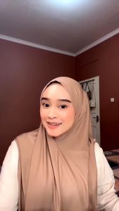 ZYRA - Bergo Hamidah Non Ped - Bergo Non Pet - Bergo Non Pet Jersey Premium - Bergo Jersey Non Pet - Jilbab Bergo Non Pet - Kerudung Bergo Tanpa Pet - Jilbab Bergo Tanpa Pet - Kerudung Bergo Non Pet - Jilbab Bergo Non Pet Jersey - Bergo Hamidah Non Pet