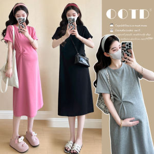 Đầm Thai Kỳ Cổ Điển và Đơn Giản