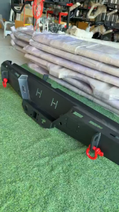 กันชนท้ายออฟโรด กันชนท้ายเหล็กดำ off road มีที่เหยียบ ขึ้น/ลง เสริมความแข็งแรงท้ายรถ (พรีห่วงแดง)