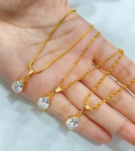 MiNiZi Kalung Liontin Lapis Emas & Permata Tetes Zircon: Macam Model Rantai Perhiasan Titanium