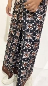 Sarung Batik Pria / Sarung Laseman / Sarung Batik Lasem / Sarung Santri