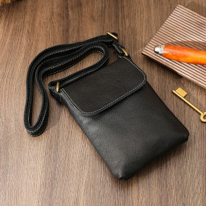 Retro Handmade Top Layer Cowhide Phone Bag Mad Horse Leather Casual Crossbody Bag Single Shoulder Sling Bag for Men And Women