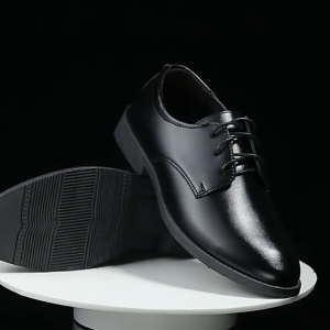 รองเท้าหนังชาย รองเท้าหนังสีดำทรงหัวแหลมสไตล์เกาหลี-อังกฤษสำหรับผู้ชาย