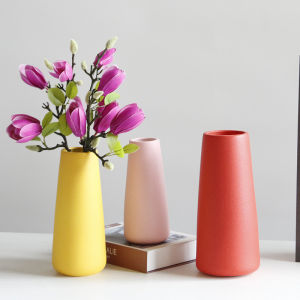 Nordic Style Ceramic Flower Vase Creative Minimalist Dry Flower Decoration for Living Room TV Cabinet Dining Table