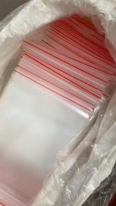1kg túi zipper chỉ đỏ có 30 size hàng đẹp túi dày chắc chắn
