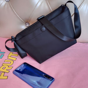 Original Canvas Shoulder Bag Womens Large Capacity Winter 2024 Casual Crossbody Dumpling Bag Nylon Material Zipper Closure Pure Color