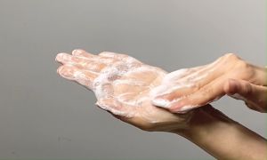 [LazMall Exclusive] Anua Gentle Clean Combo (Heartleaf Succinic Moisture Cleansing Foam 150ml + Heartleaf Pore Control Cleansing Oil Mild 200ml)