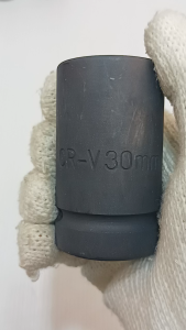 ลูกบล็อก ลูกบล็อกยาว 1นิ้ว CR-V​ ลูก​บล็อก​ ใช้กับบล็อกลม  เบอร์  30