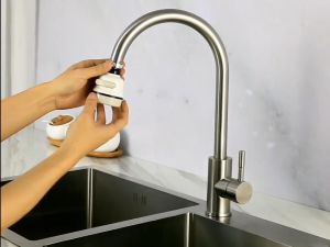 Vòi rửa chén nóng lạnh inox 304kiểu dáng tròn xoay 360 độ vòi chậu rửa bát cao cấp