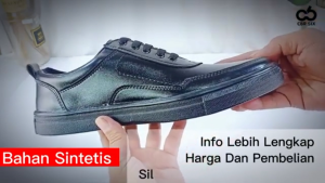 Sepatu kasual sneaker pria bertali warna hitam