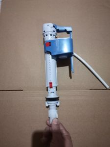 Adjustable Plastic Toilet Tank Accessories for New and Old Models 21-32 High Universal Water Inlet Valve Bathroom Parts