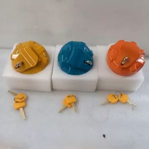 Nắp bình nhiên liệu máy công trình. Nắp bình dầu máy xúc máy đào. Loại 2 lớp khóa bảo vệ hàng cao cấp.