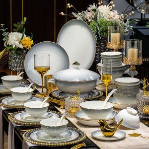 Chinese Gilt Luxurious Dining Set