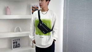 กระเป๋าสะพายสไตล์ฮิปฮอป2025 เทรนด์แฟชั่นความจุสูงกระเป๋าสะพายโทรศัพท์แบบสบาย ๆกันน้ำและป้องกันรอยขีดข่วน