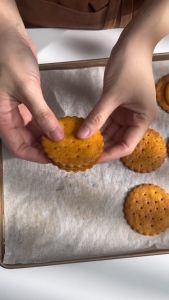 [HCM]Bột trứng muối Gumi Egg - Gói 100g - Tomato T&P