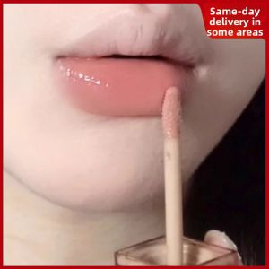 Jury Style Low Saturation Lip Glaze Water Light Mirror White Lipstick Natural Looking Beauty Enhancing Cosmetic Lip Gloss