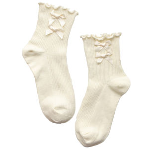 ถุงเท้าผ้าฝ้ายลายปมผีเสื้อสไตล์ญี่ปุ่นสำหรับผู้หญิง ถุงเท้าสั้นทรงหัวใจ ถุงเท้าคอตตอน ถุงเท้าครึ่งแข้ง เหมาะกับฤดูใบไม้ผลิและฤดูใบไม้ร่วง