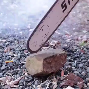 Alat Pengasah Rantai Gergaji Alat Pengasah Rantai Gergaji Pengasah Pisau Paduan Dengan Kepala Gerinda Original Aluminium Asahan Kikir Mempertajam Mata Rantai Rante Mesin Potong Sharpener Blade Chainsaw Manchine