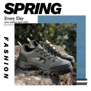 LHSunshine SALE รองเท้าผ้าใบแฟชั่นชาย ระบายอากาศได้ดี 3 สีให้เลือก ดำ เทา น้ำตาล แมทช์ง่าย ใส่ทำงานหรือเที่ยวก็ได้ จึ้งมากกก กดสั่งเข้ามาได้เลย