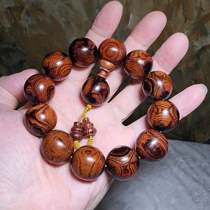 Large size 20mm Premium aged Hainan Chinese Fragrant Rosewood (Dalbergia odorifera) high natural oil content Eyes pattern bracelet/handheld 大尺寸20毫米海南黄花梨(降香黄檀)老油梨带眼对眼手串/手持