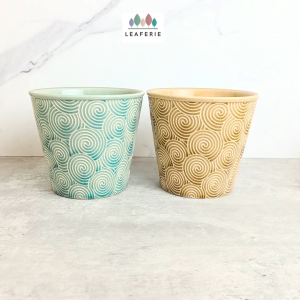 The Leaferie Sion Flowerpot flowerpots . flower pot . plant pots . planter . planters . Ceramic