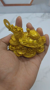 Ornamen fengshui pajangan meja patung kura-kura naga/dragon turtle warna emas