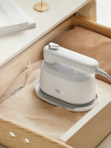 Midea | Small Portable Handheld Steam Ironing Machine