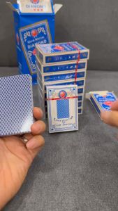 Combo 10 Bộ Bài Tây / Tú Lơ Khơ 52 lá dạng hộp cao cấp Kim Cương Xanh. Chất lượng giấy rất tốt trắng sáng. Cards Thẻ Bài