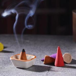 60Pcs Puja Incense Cones Aroma Cones Sandalwood Incense Aromatherapy Home Aroma Incense 纯天然塔香 香粒 檀香 艾草 供奉专用 供香 甘露 五色布