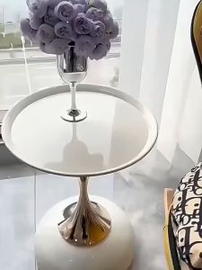 Modern & Minimalist Coffee Table for Home