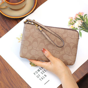 Large Capacity Soft Leather Clutch Bag Classic Ladies Handbag Printed Mobile Phone Bag Womens Fashionable Small Bag