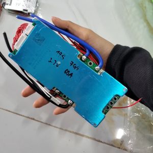 Mạch điều khiển sạc pin Lithium 60V 71.4V 17S 3.7V 70A cùng một cổng