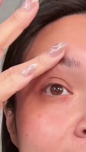 Super Lift Brow Glue Lamination Gel Crazy Lift Brow Long-lasting Strong Hold & Built-In Styling Comb Clear Eyebrow Gel Cosmetics