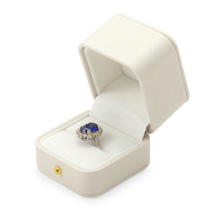 กล่องใส่แหวนหนัง Oirlv สีขาว กล่องใส่เครื่องประดับ ของขวัญสำหรับงานแต่งงาน กล่องใส่ต่างหู สร้อยคอ จี้ กำไล กล่องจัดระเบียบเครื่องประดับ