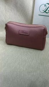 กระเป๋าสะพายข้าง9นิ้วและสะพายไหล่(รับฟรีสายสะพาย2เส้น) พิเศษกระเป๋าสตางค์ใบเล็ก