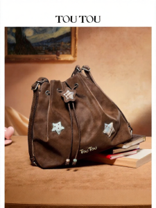 TOUTOU | Drawstring Bucket Adjustable Shoulder Large Capacity Commuter Bag