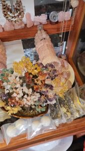 Vòng tay thạch anh hồng đốt trúc - Mang lại may mắn tài lộc sức khỏe cho người mệnh Hỏa Thổ