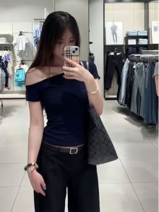Sweet And Spicy Girl One Shoulder Short Sleeve T-Shirt Womens Slim Fit Waist Cinched Tight Body Korean Style Commute Pure Color