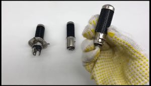 ไฟ Led รถจักรยานยนต์ รถมอเตอร์ไซค์ RTD ฟหน้ามอเตอร์ไซค์LED  ชุดหลอดไฟ หลอดไฟหน้า 3ขา RTD H4 M11W /AC ขาวแสง -ไฟต่ำ เหลืองแสง-ไฟสูง ทำจากอลูมิเนียมบริสุทธิ์ น้ำหนักเบา ทนทาน ทนต่อการกัดกร ไม่ซีดจาง และไม่เป็นสนิมง่าย