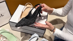 หลังเปล่า รองเท้าส้นสูง ซึ่งเป็นหมวก! ไฮเอนด์สไตล์ขนาดเล็กสีดำชี้นิ้วเท้า 20,000 วัตถุประสงค์ ร้อนขายร้อน ร้อนระดับสำหรับผู้หญิงทุกวัย