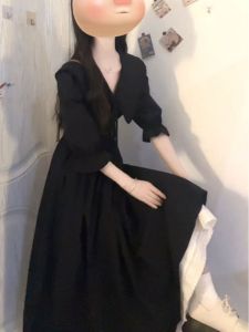 Hebe Style Simple Elegance Dress Korean Method Autumn Black Dress Beautiful Pure Color Waist Cinched Long Sleeve V-Neck A-Line Dress