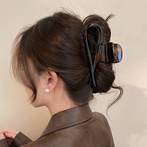 Retro Acrylic Tortoiseshell Texture Matte Hair Claw Clip Stylish Shark Bite Design for Women Original Design Hair Accessories