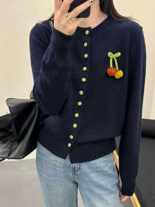 เสื้อสเวตเตอร์ถักแขนยาวทรงหลวมสำหรับผู้หญิง ฤดูใบไม้ร่วง 2025 คอโปโล กระดุมเดียว ทรงเข้ารูป แฟชั่นไฮเอนด์ เสื้อคลุมกันหนาว