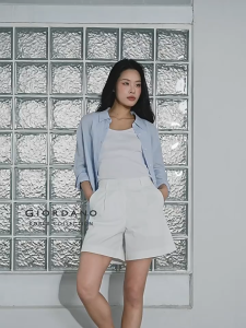 [Online Exclusive - Korea Collection]Giordano Women 100% Cotton Mid Rise Pleated Shorts