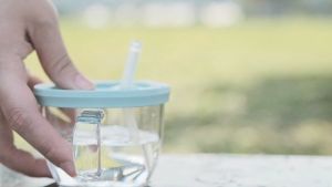 Richell Axstars Step up Cup de Training Set | Easy to Clean Spurt-Poof Straw | Recommended for Babies 6 Mos and Up